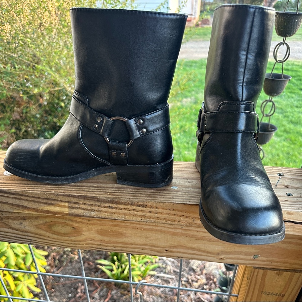 Vegan Mororcycle Boots from BC Footwear (Mooshoes) size 7